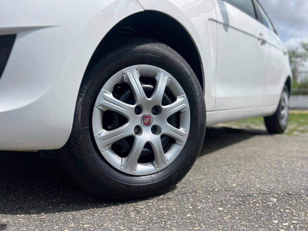 FIAT PALIO ATTRACTIVE 1.0 2016