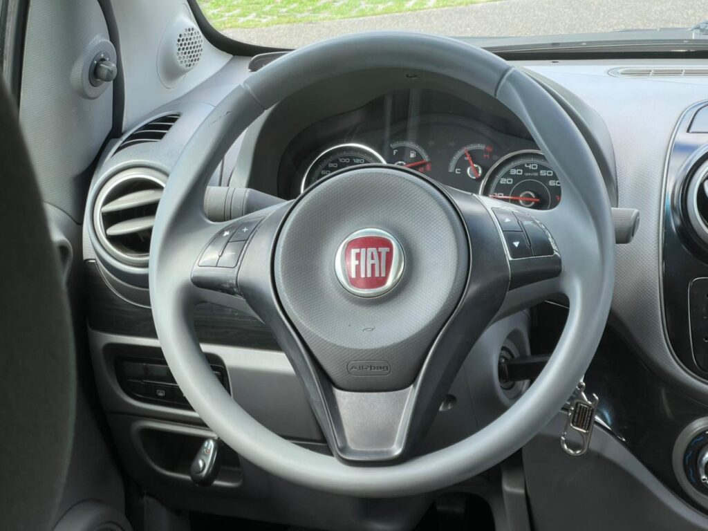 FIAT PALIO ATTRACTIVE 1.0 2016