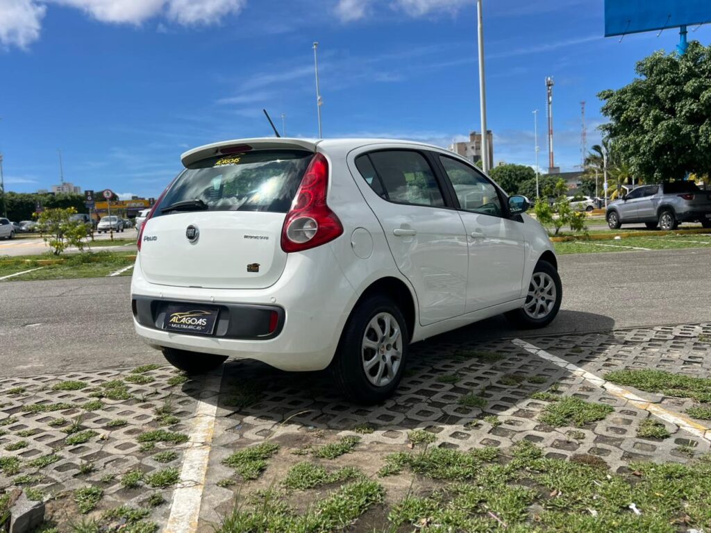 FIAT PALIO ATTRACTIVE 1.0 2016